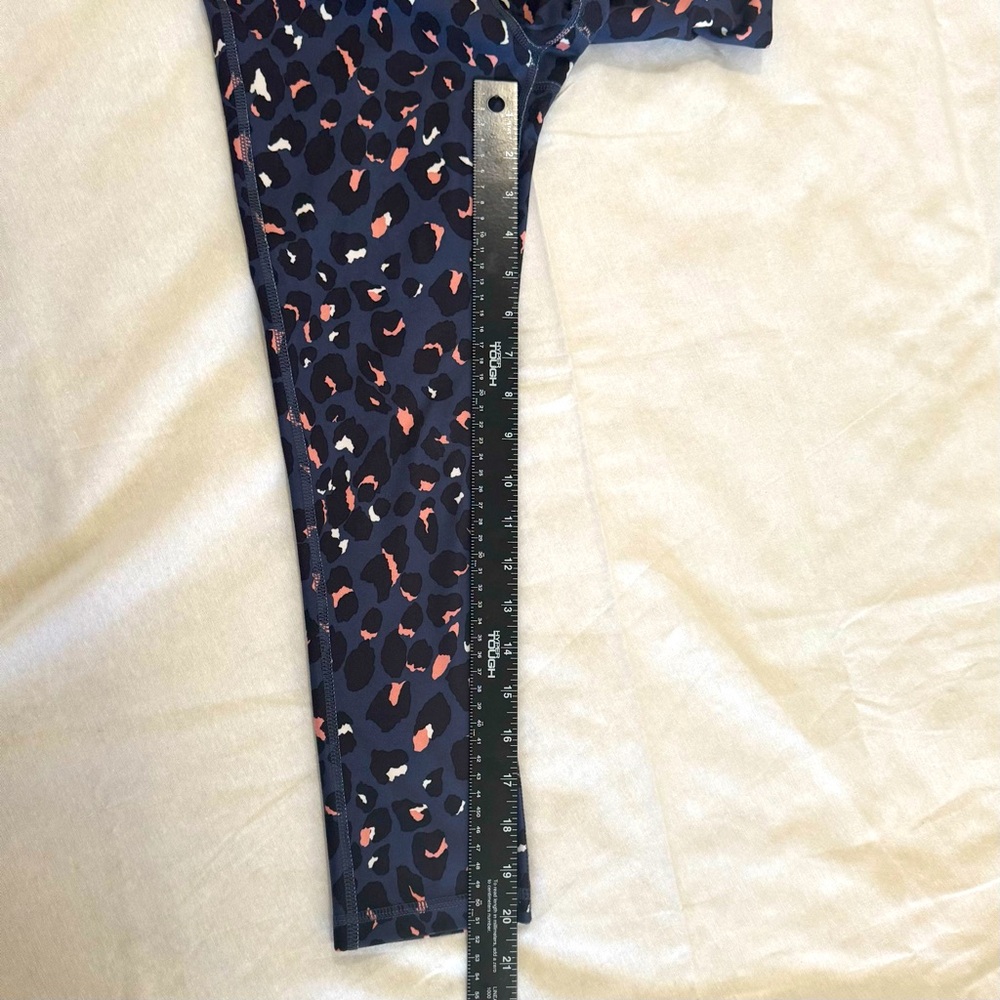 Marika Sport Leggings Navy Blue Peach Leopard Size Small 4-6 - Picture 6 of 7